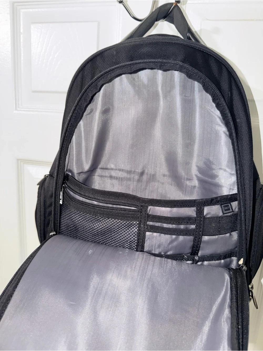 Samsonite Black Laptop Backpack Business Travel Computer School bookbag